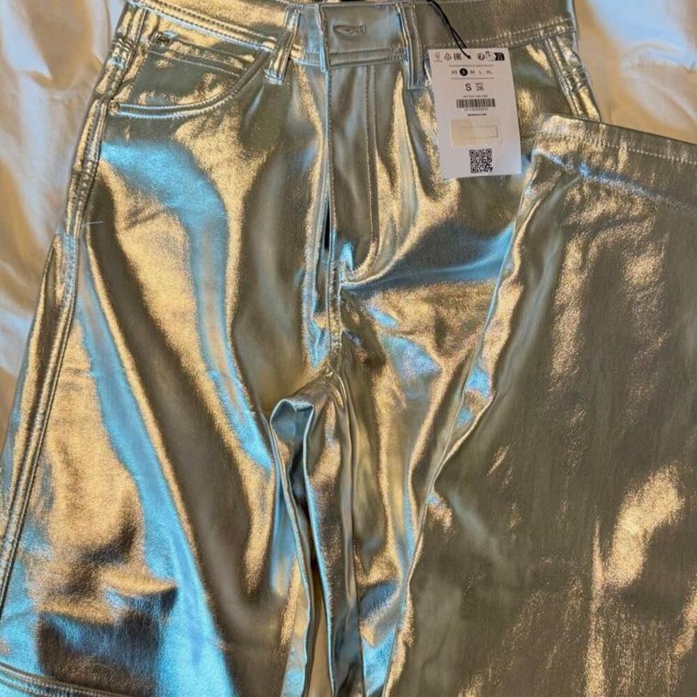 Bershka Women's Silver and Gold Jeans